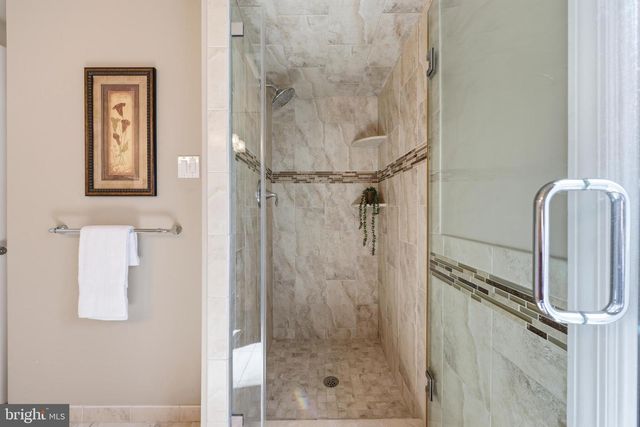 300 SAWMILL RD, Cherry Hill, NJ 08034