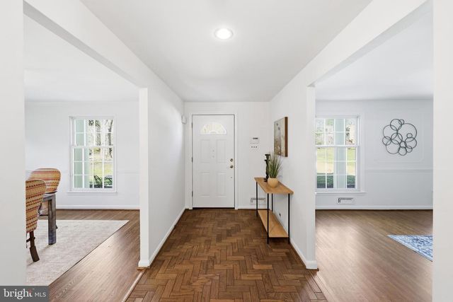 300 SAWMILL RD, Cherry Hill, NJ 08034