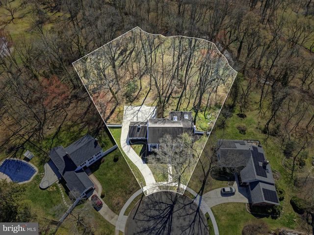 300 SAWMILL RD, Cherry Hill, NJ 08034