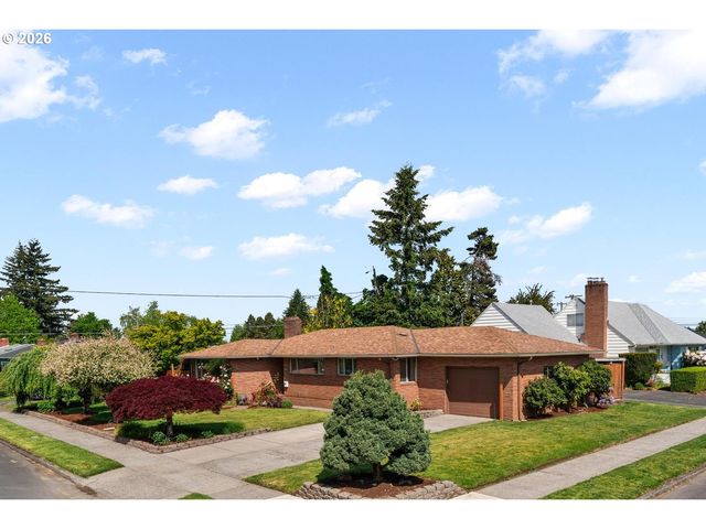 10919 Se MILL Ct, Portland, OR 97216