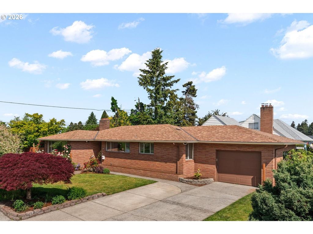 10919 Se MILL Ct, Portland, OR 97216