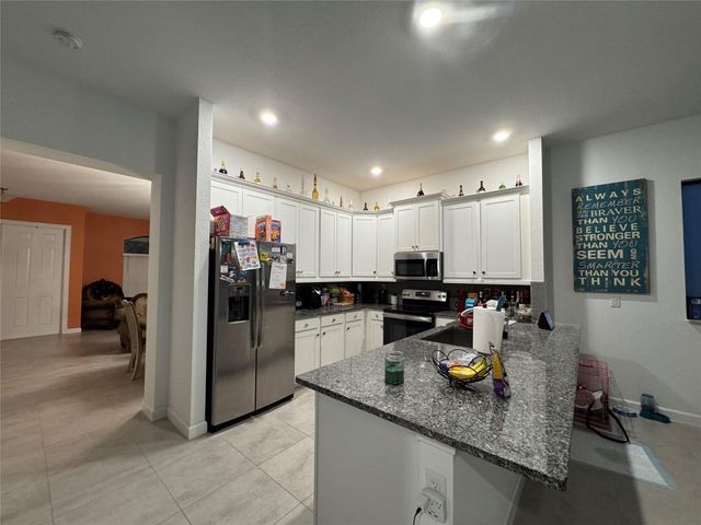 3202 Klays Ct, Royal Palm Beach, FL 33411
