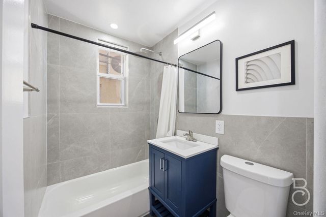 25-49 42nd Street, Astoria, NY 11103