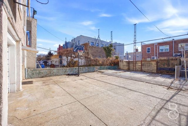 25-49 42nd Street, Astoria, NY 11103