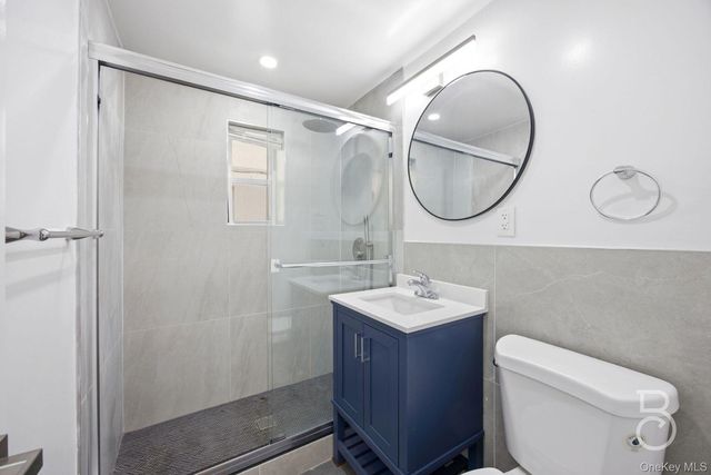 25-49 42nd Street, Astoria, NY 11103