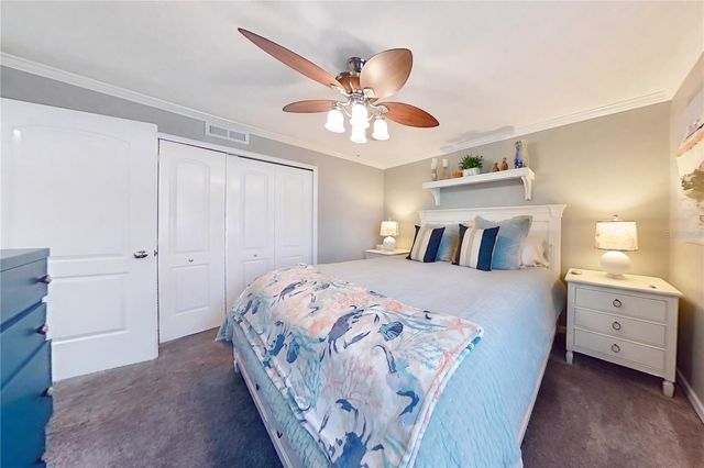 5175 COQUINA KEY DRIVE SE A, St Petersburg, FL 33705