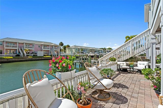 5175 COQUINA KEY DRIVE SE A, St Petersburg, FL 33705
