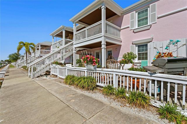 5175 COQUINA KEY DRIVE SE A, St Petersburg, FL 33705