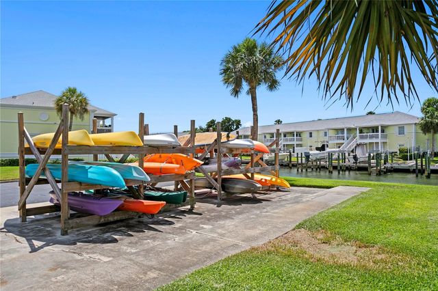 5175 COQUINA KEY DRIVE SE A, St Petersburg, FL 33705