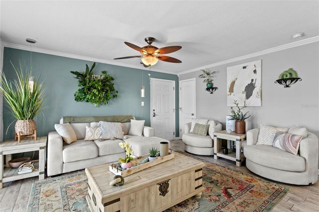 5175 COQUINA KEY DRIVE SE A, St Petersburg, FL 33705