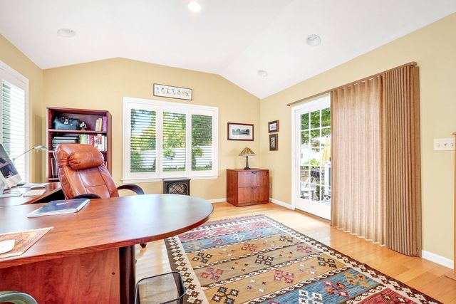14 Mulberry Ln, Canton, MA 02021