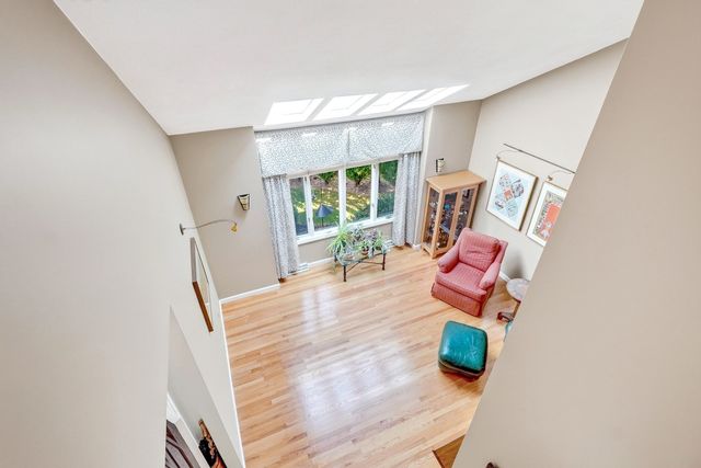 14 Mulberry Ln, Canton, MA 02021