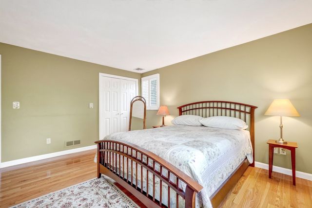 14 Mulberry Ln, Canton, MA 02021