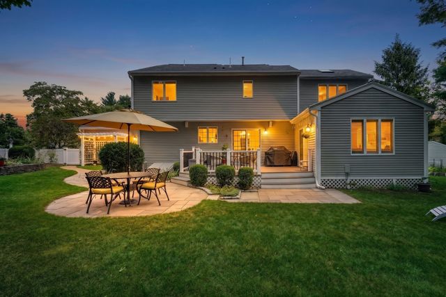 14 Mulberry Ln, Canton, MA 02021