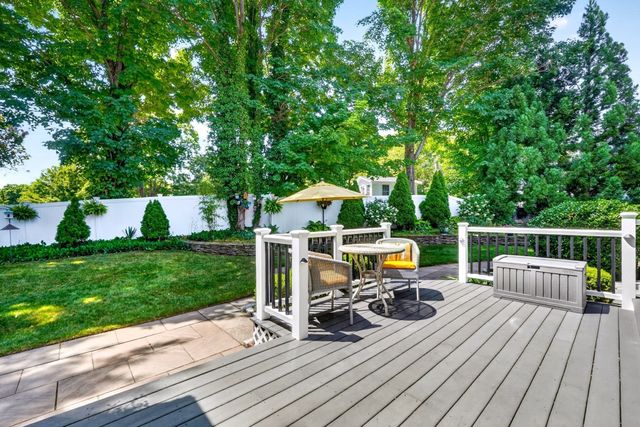 14 Mulberry Ln, Canton, MA 02021