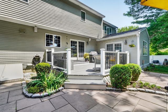 14 Mulberry Ln, Canton, MA 02021