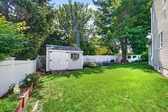 14 Mulberry Ln, Canton, MA 02021