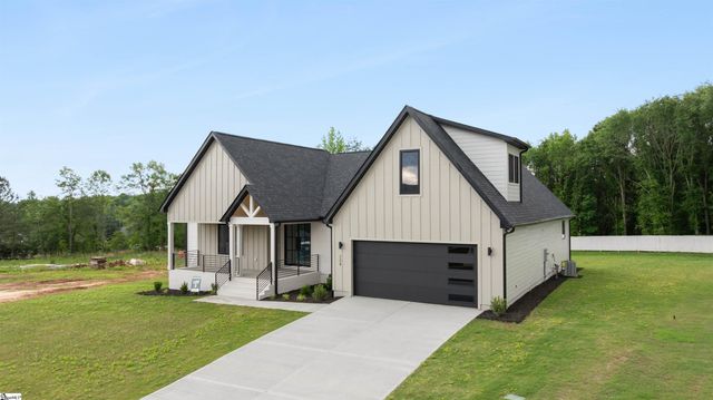 734 New South Court, Wellford, SC 29385