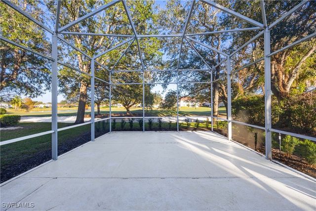 2225 Heritage Greens DR, Naples, FL 34119