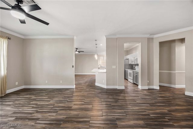 2225 Heritage Greens DR, Naples, FL 34119