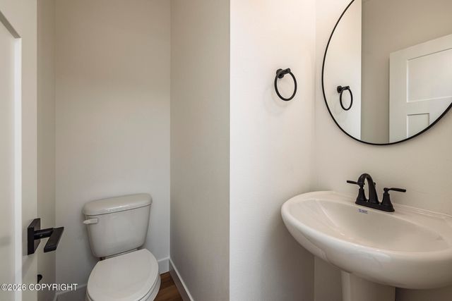 3019 N Cottage Knoll Drive, Palmer, AK 99645