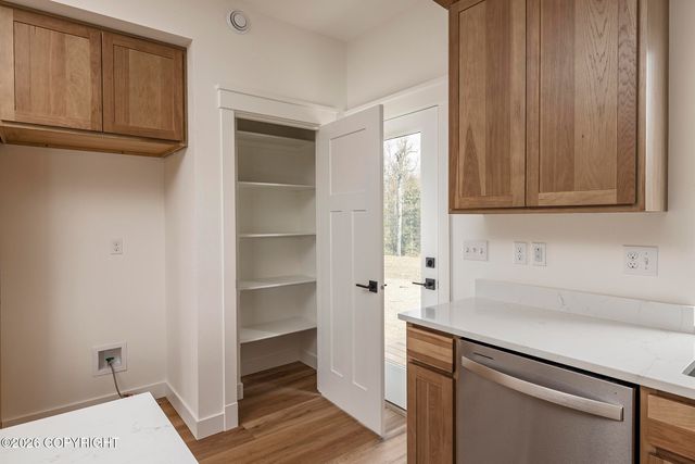 3019 N Cottage Knoll Drive, Palmer, AK 99645