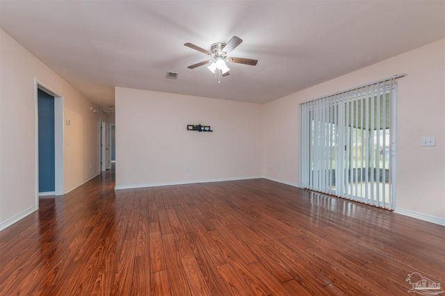 8208 Durand Ave, Pensacola, FL 32534