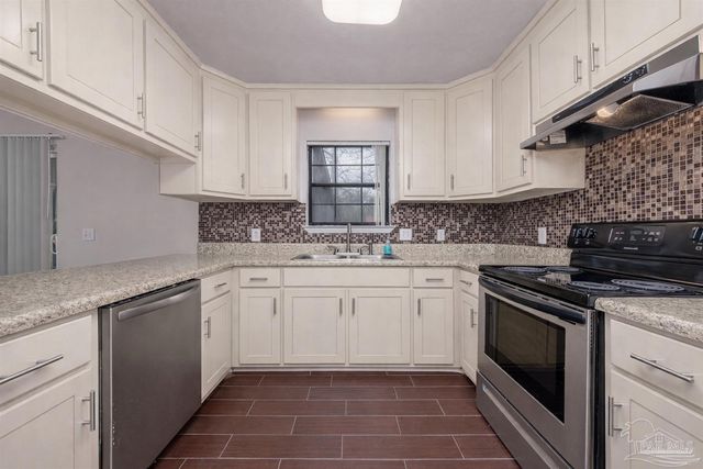 8208 Durand Ave, Pensacola, FL 32534