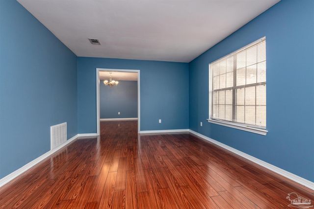 8208 Durand Ave, Pensacola, FL 32534