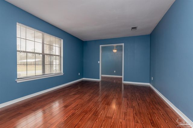 8208 Durand Ave, Pensacola, FL 32534