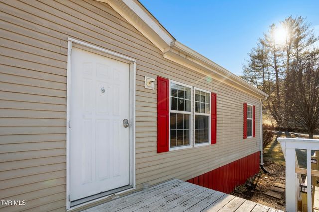 1110 Miller Road, Mountain City, TN 37683