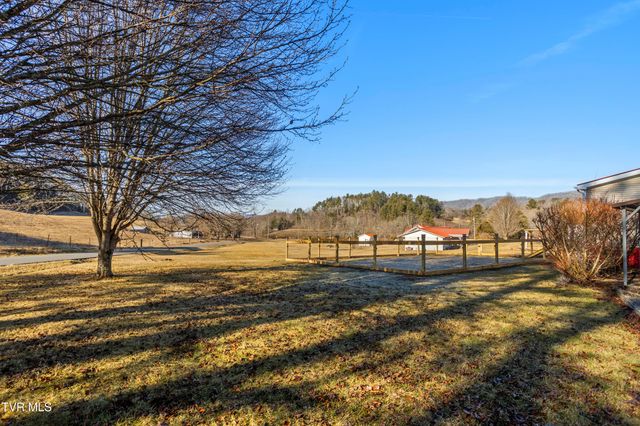 1110 Miller Road, Mountain City, TN 37683