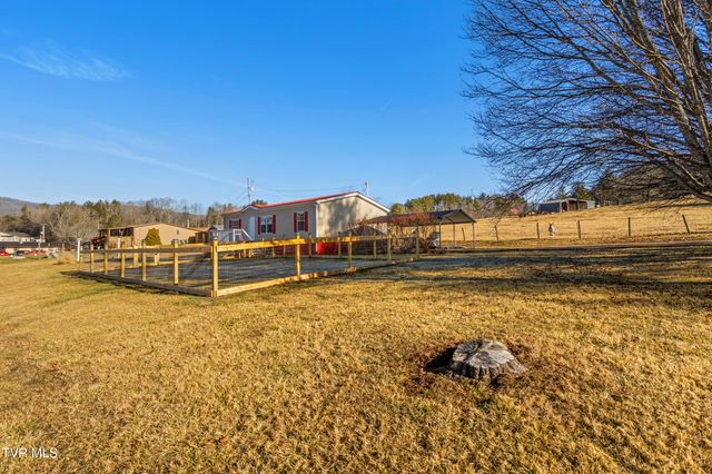 1110 Miller Road, Mountain City, TN 37683
