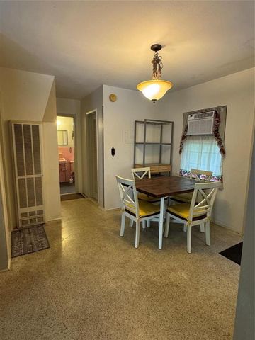 717 NE 5th Avenue 2, Fort Lauderdale, FL 33304