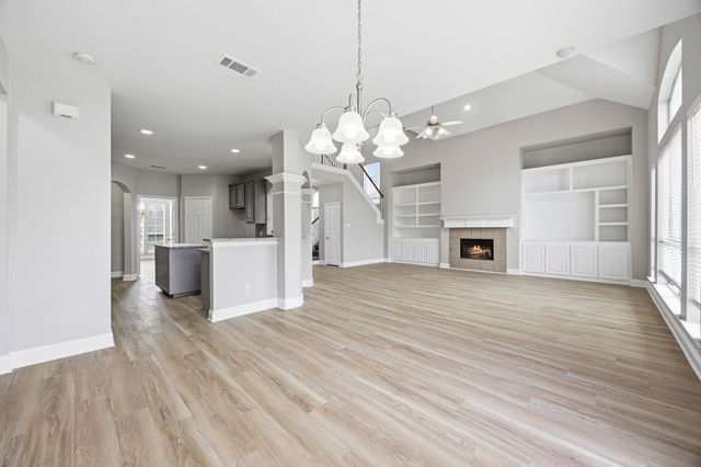 1904 Meera Lane, Mansfield, TX 76063