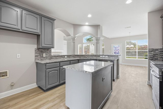 1904 Meera Lane, Mansfield, TX 76063