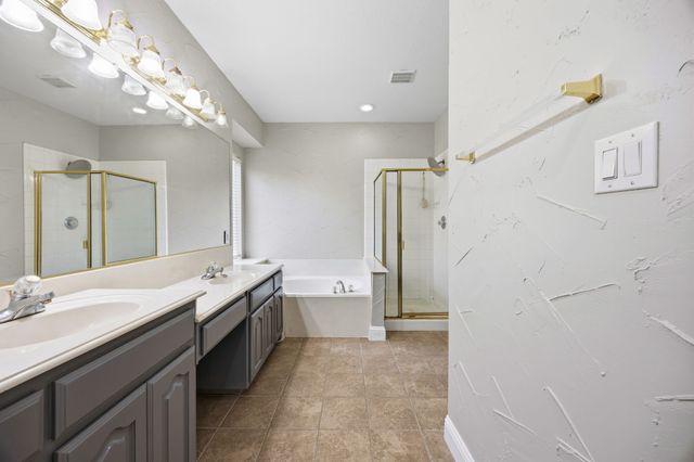 1904 Meera Lane, Mansfield, TX 76063