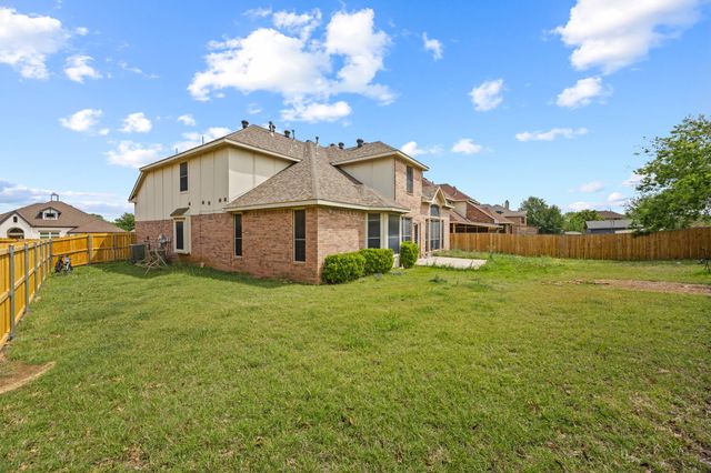 1904 Meera Lane, Mansfield, TX 76063
