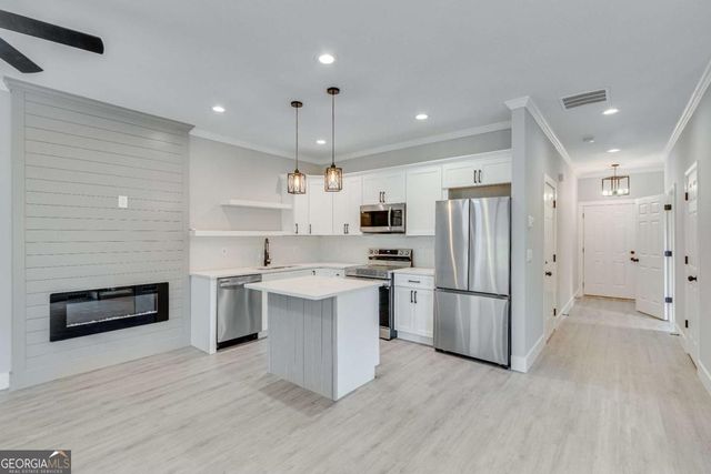 44 Bond Street, Royston, GA 30662