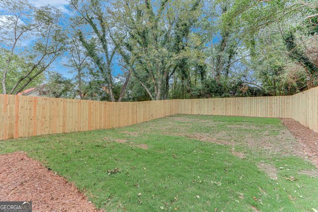 44 Bond Street, Royston, GA 30662