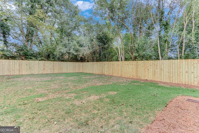 44 Bond Street, Royston, GA 30662