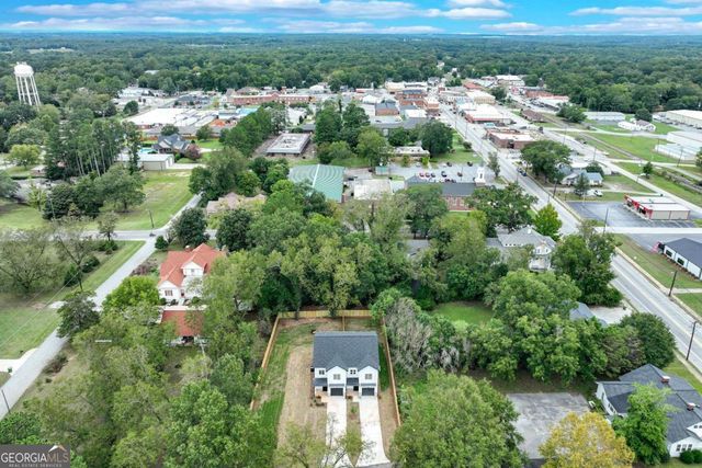 44 Bond Street, Royston, GA 30662