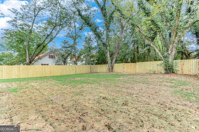 44 Bond Street, Royston, GA 30662