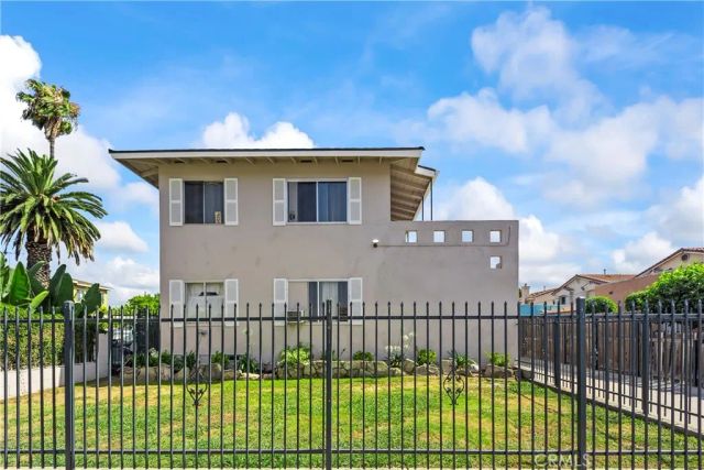 3364 Elizabeth Avenue, Lynwood, CA 90262