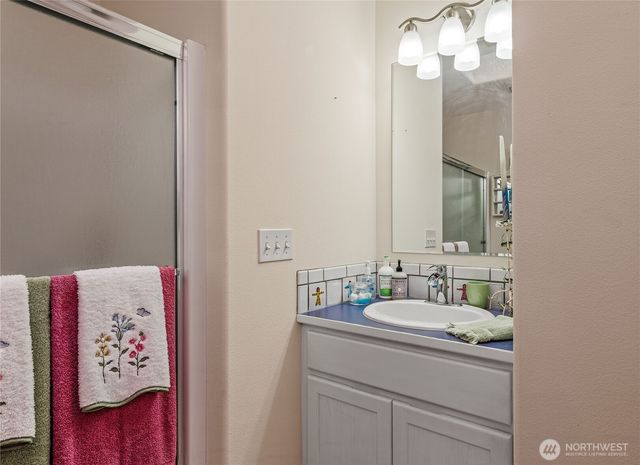 42 Nantucket Place, Port Townsend, WA 98368