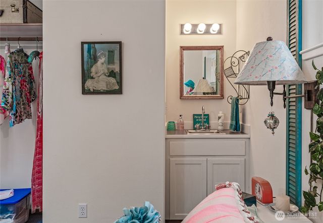 42 Nantucket Place, Port Townsend, WA 98368