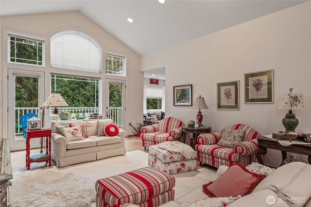 42 Nantucket Place, Port Townsend, WA 98368