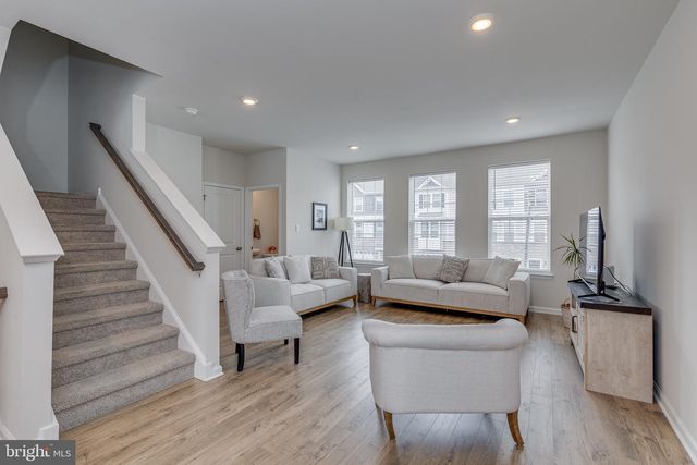 488 MONTE FARM RD, Mount Laurel, NJ 08054
