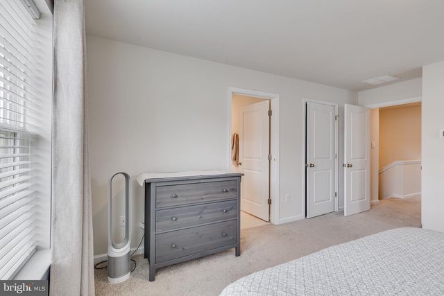 488 MONTE FARM RD, Mount Laurel, NJ 08054