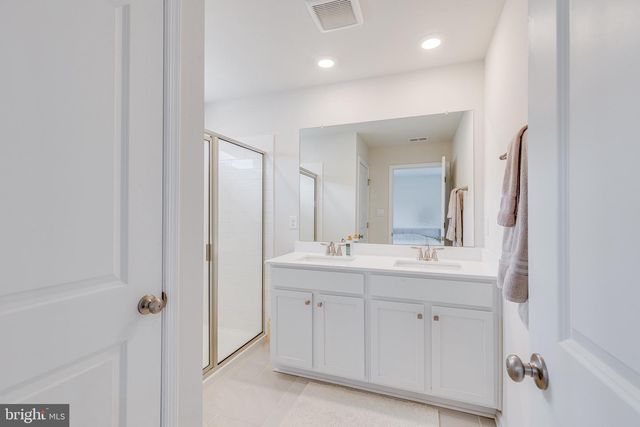 488 MONTE FARM RD, Mount Laurel, NJ 08054